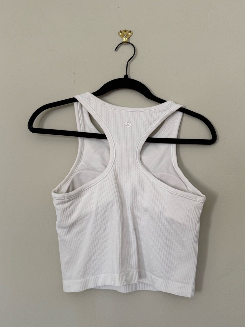 Women’s Lulumon White Ribbed Tank Top - Picture 2 of 4